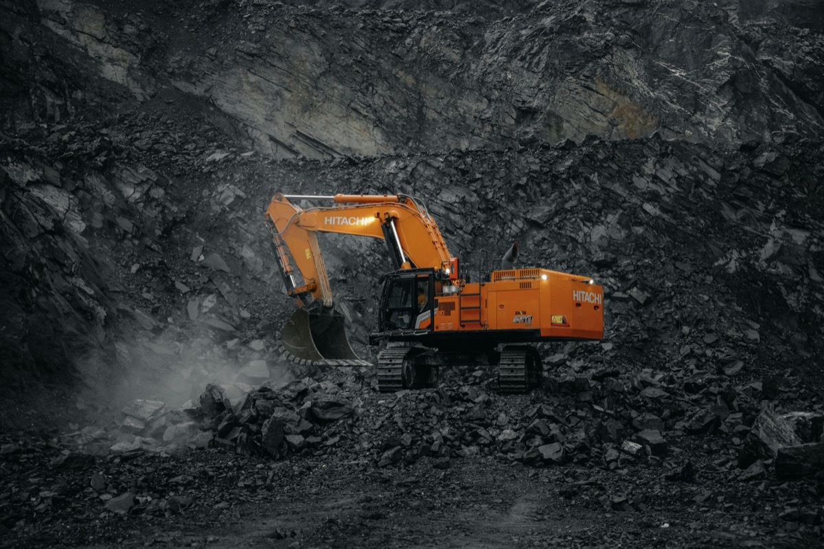Excavator at the face